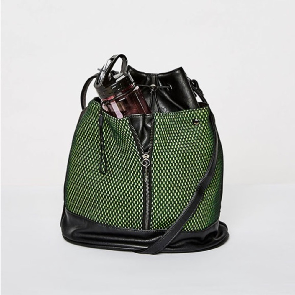 Fabletics The Scout Bucket Gym Bag Neon Green/Black Drawstring Crossbody | OS - Picture 2 of 8
